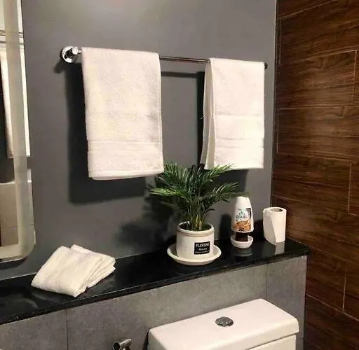The Radiance Bay - Modern 1-bedroom With View Apartamento Manila
