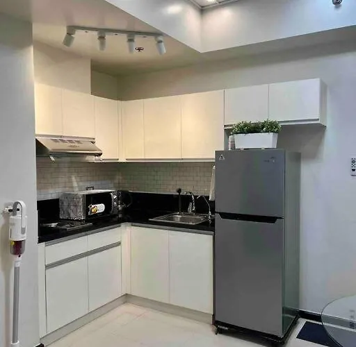 The Radiance Bay - Modern 1-bedroom With View *