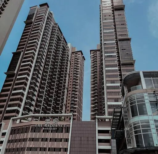 The Radiance Bay - Modern 1-bedroom With View Manila